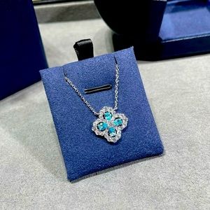 Sterling Silver 925 necklace with beautiful pendant